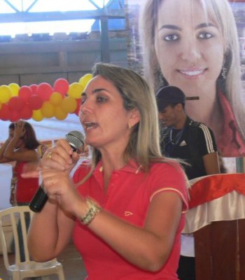 Simone Limeira afirma que é vitima de armação para atingi-la e ao governo