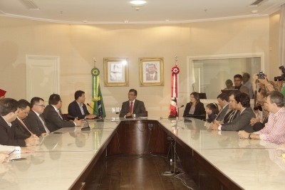 Governador Flávio Dino deu posse aos dois novos secretários