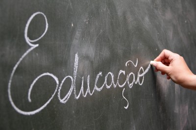 educação concurso