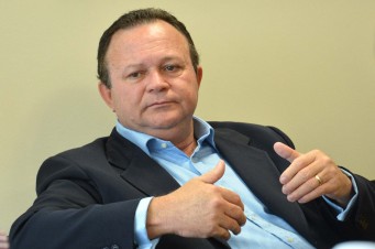 Carlos Brandão, presidente estadual do PSDB marca data para definir sobre sucessão