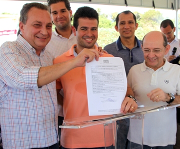 Luis Fernando e Gil Cutrim são denunciados por improbidade 