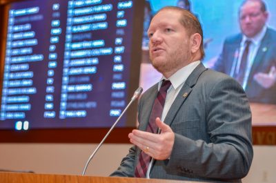 foto59-sessao-plenaria-180615-kristiano-simas-large