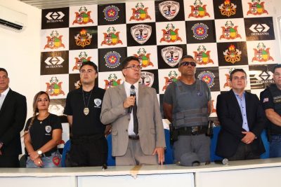 foto_gilsonteixeira300916-ssp-apresenta-suspeitos-de-participacao-de-ataques-a-onibus-1