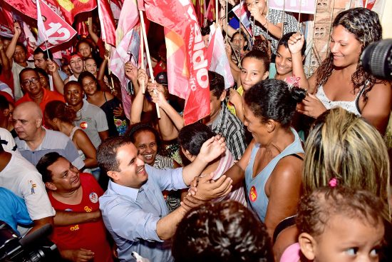 caminhada-de-edivaldo-na-vila-palmeira-31