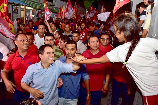 caminhada-de-edivaldo-na-vila-palmeira-383